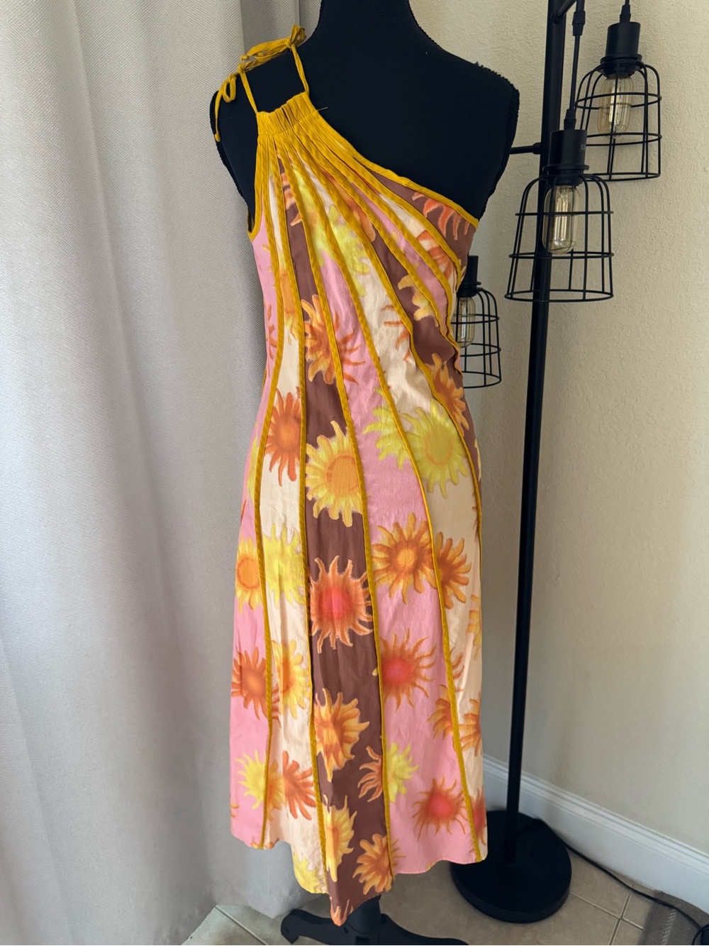 FARM Rio Anthropologie One Shoulder Sun Print Dress XS Petite - Picture 9 of 14